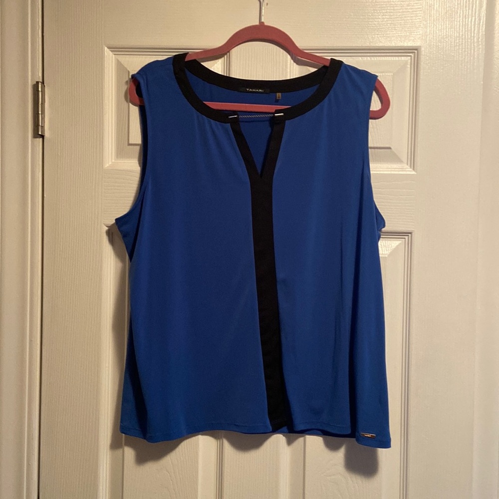 Tahari sleeveless top